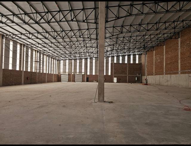 2,183M² WAREHOUSE TO LET IN LANSERIA